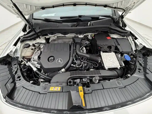 Mercedes-Benz GLA-Class — Фото автомобиля 11