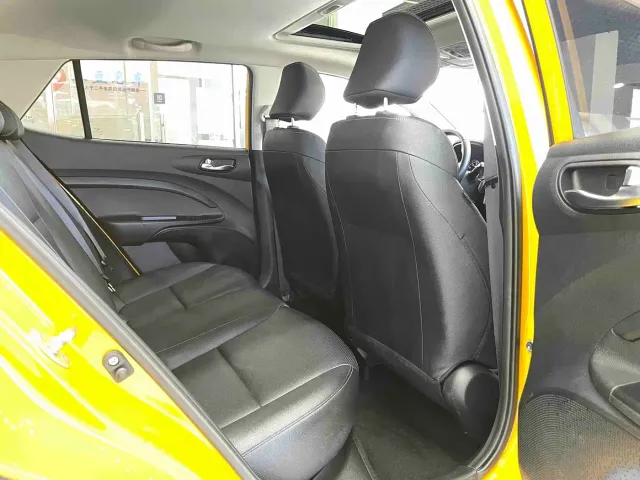 Kia KX1 — Фото автомобиля 8