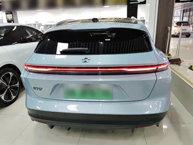 Nio ET5 Touring — Фото автомобиля 5