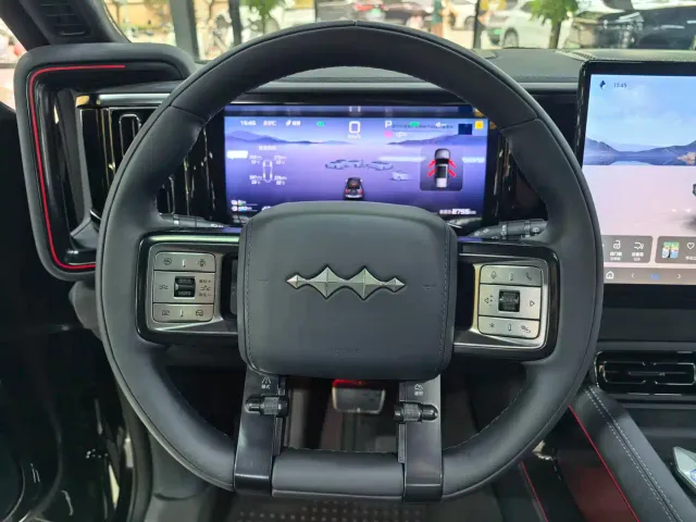 BYD FangChengBao Leopard 5 — Фото автомобиля 8