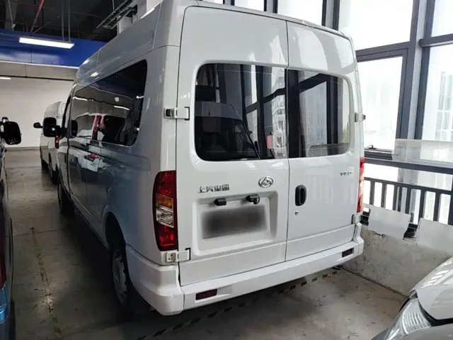 Maxus Xintu V80 — Фото автомобиля 4
