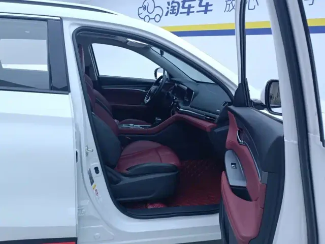 Changan CS75 Plus — Фото автомобиля 8