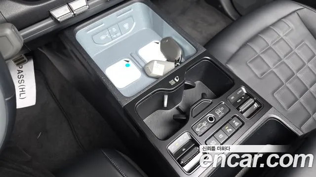 Kia Tasman Tasman 2.5T Бензин 4WD — Фото автомобиля 26