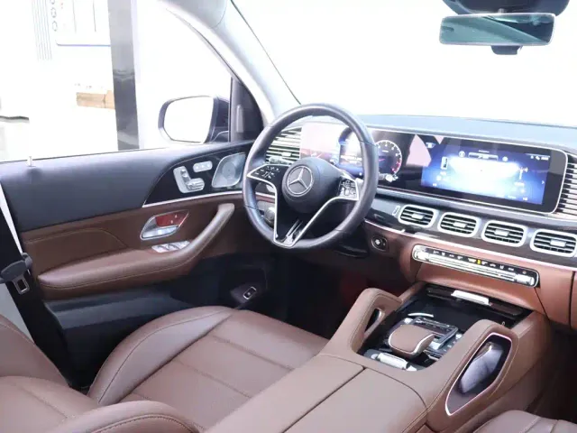 Mercedes-Benz GLE-Class — Фото автомобиля 14