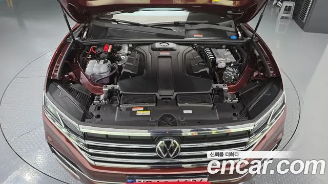 Volkswagen Touareg Touareg 3 поколение 3.0 TDI Prestige — Фото автомобиля 6