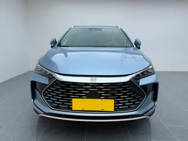 BYD Tang — Фото автомобиля 2
