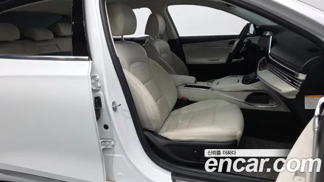 Hyundai Grandeur — Фото автомобиля 11