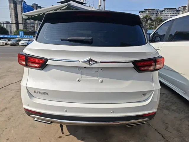 BAIC Ruixiang X5 — Фото автомобиля 5