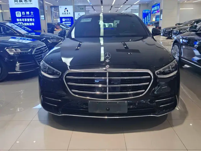 Mercedes-Benz S-Class — Фото автомобиля 2