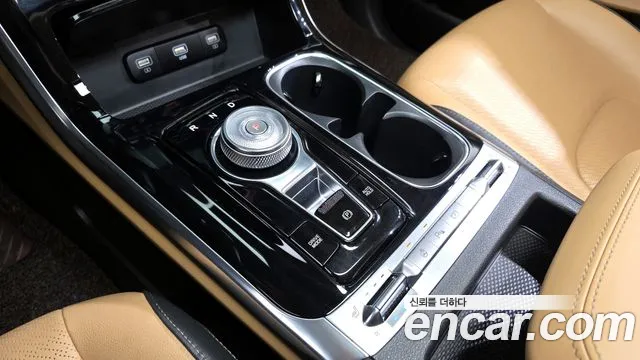 Kia Canival Carnival 4 поколение Бензин 7 мест Outdoor — Фото автомобиля 9