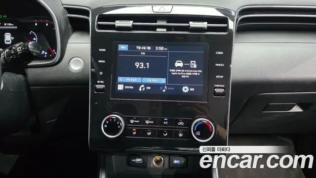 Hyundai Tucson Tucson (NX4) Дизель 2.0 2WD — Фото автомобиля 17