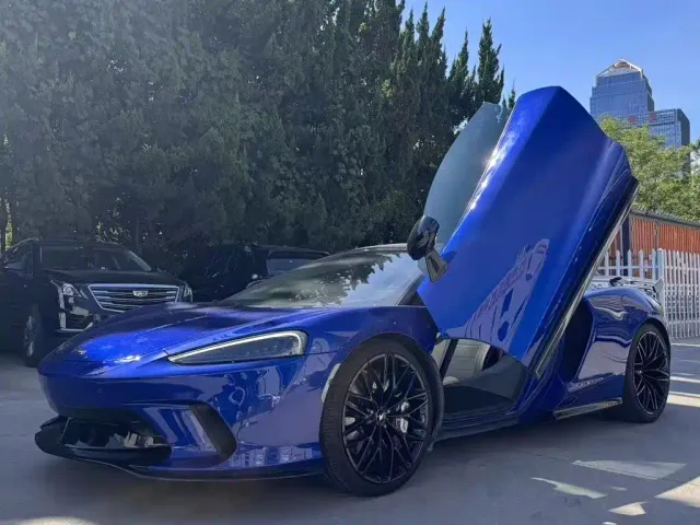 McLaren GT — Фото автомобиля 11