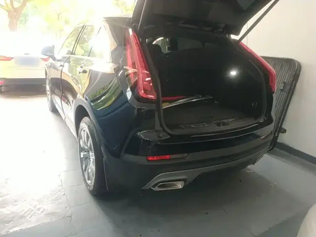 Cadillac XT4 — Фото автомобиля 4