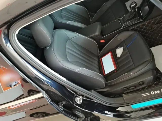 Volkswagen Passat — Фото автомобиля 24