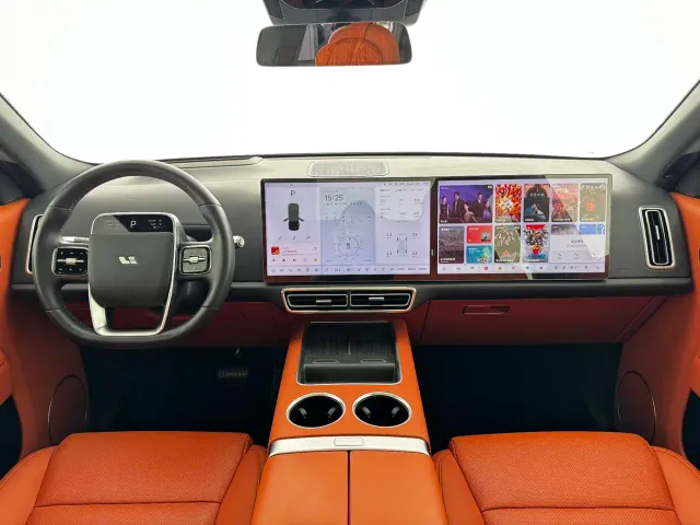 Li Auto L8 — Фото автомобиля 6
