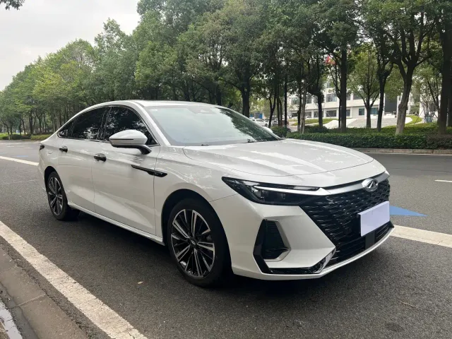 Chery Arrizo 8 — Фото автомобиля 3