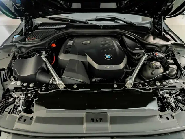 BMW 5 Series — Фото автомобиля 26