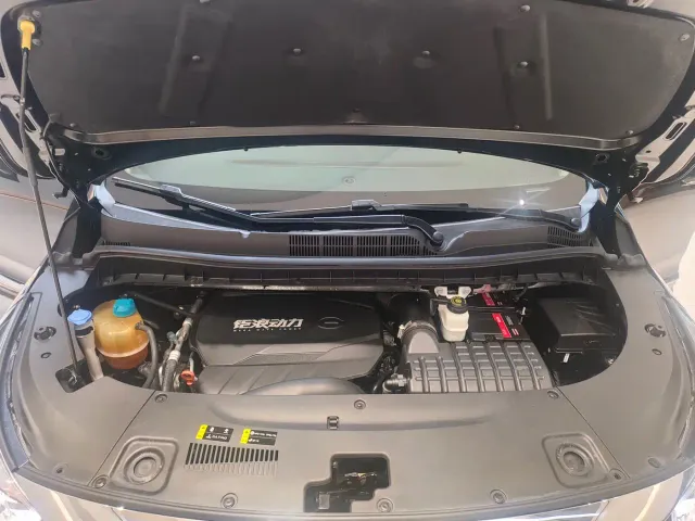 GAC Trumpchi M8 — Фото автомобиля 17
