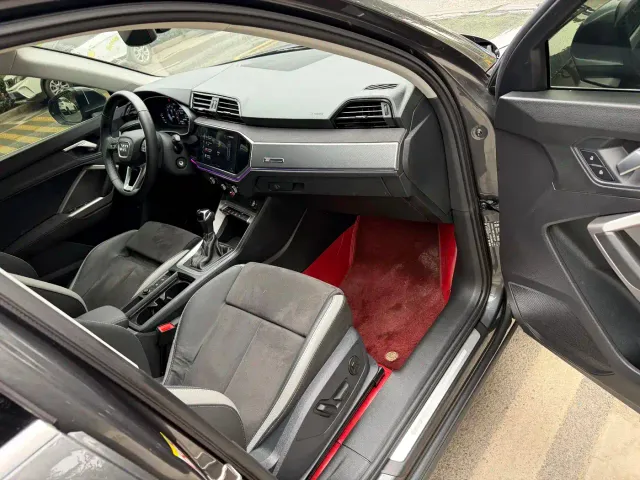 Audi Q3 — Фото автомобиля 8