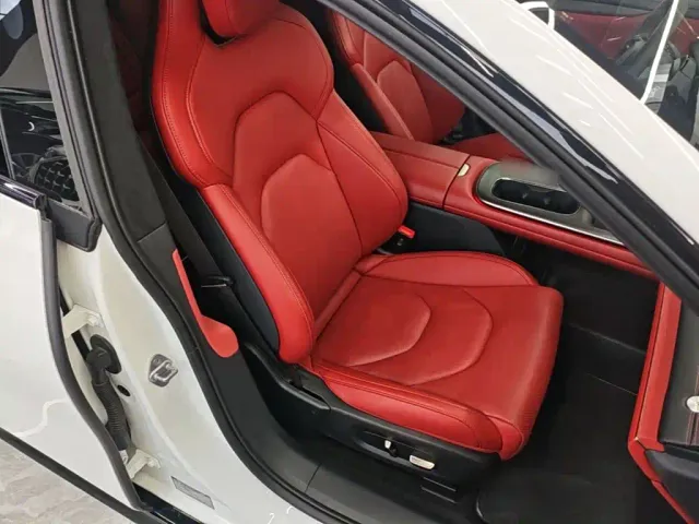 Xiaomi SU7 — Фото автомобиля 24