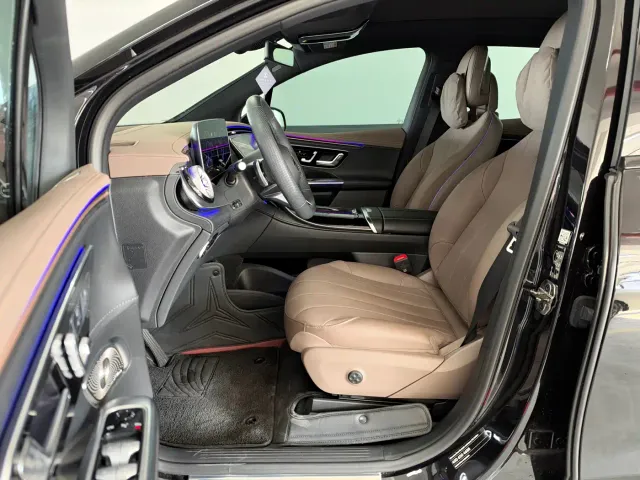 Mercedes-Benz EQE SUV — Фото автомобиля 9