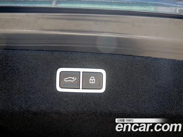 Genesis G90 Бензин 3.5 турбо AWD — Фото автомобиля 5