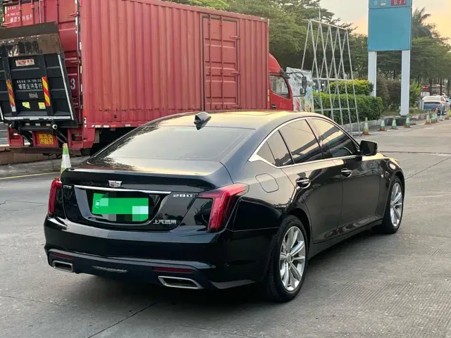 Cadillac CT5 — Фото автомобиля 5