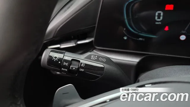 Kia Niro The All New Niro Signature — Фото автомобиля 18