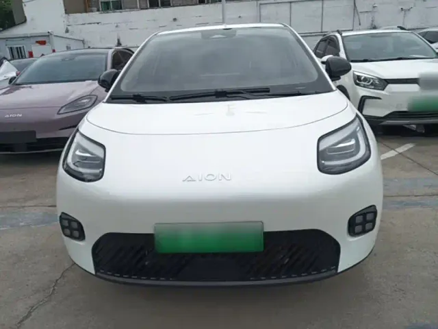 GAC Aion UT — Фото автомобиля 2