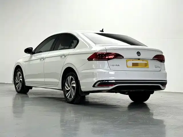 Volkswagen Bora — Фото автомобиля 7