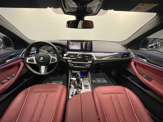BMW 5 Series — Фото автомобиля 14