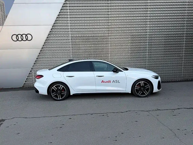 Audi A5L — Фото автомобиля 5