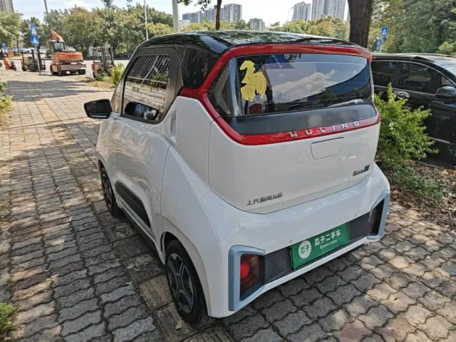 Wuling NanoEV — Фото автомобиля 4