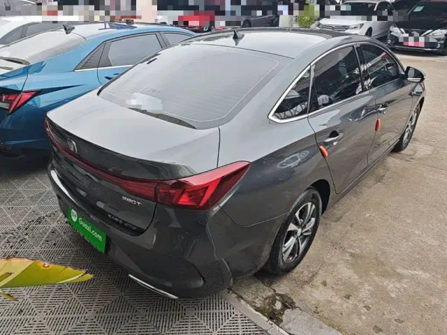 Changan Eado — Фото автомобиля 4
