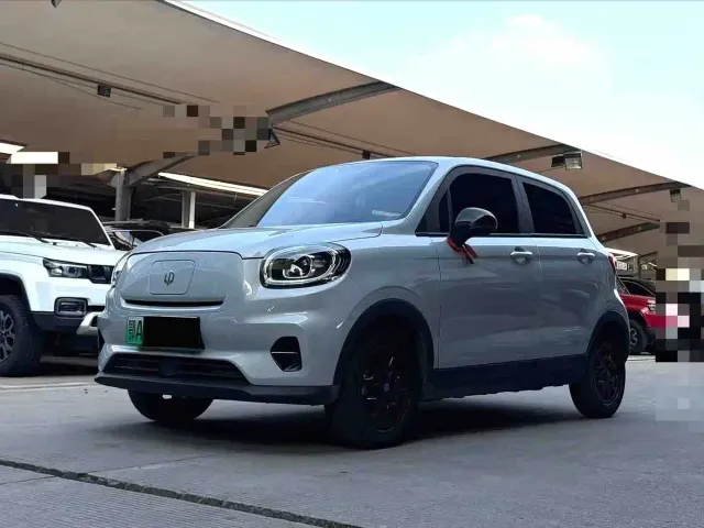 Фотография автомобиля — Leapmotor T03
