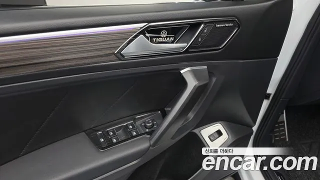 Volkswagen Tiguan — Фото автомобиля 16
