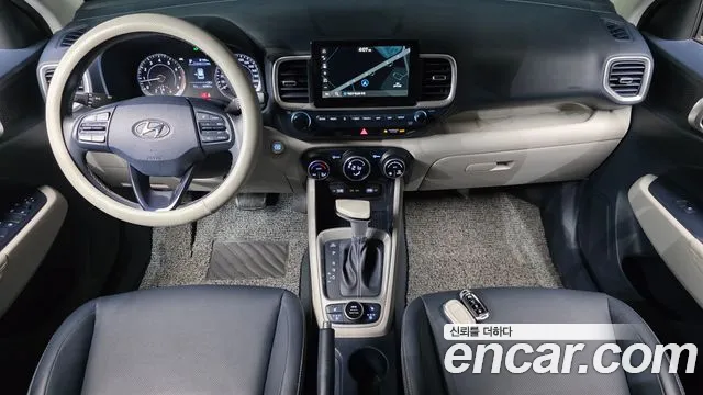 Hyundai Venue — Фото автомобиля 10