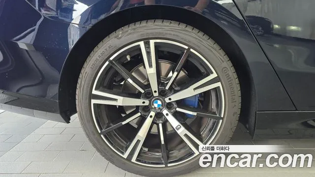 BMW 5-Series 5 серия (G60) 530i xDrive M Sport — Фото автомобиля 5