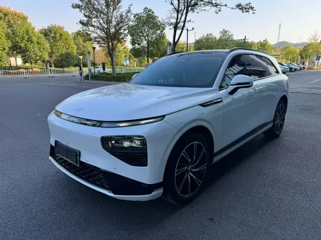 Фотография автомобиля — Xpeng G9