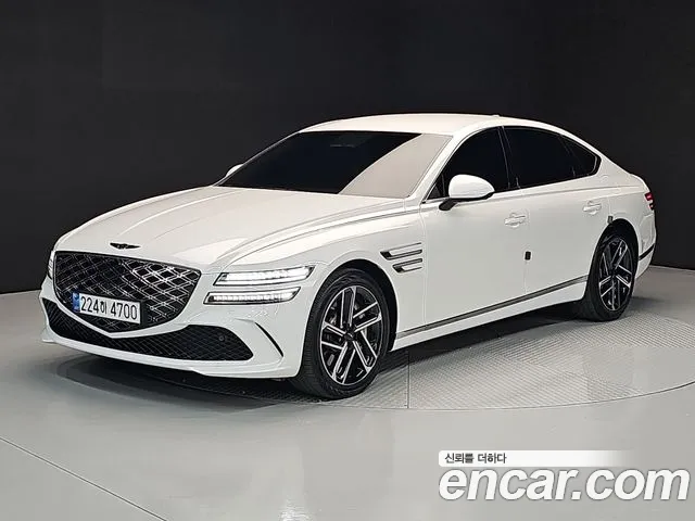 Фотография автомобиля — Genesis G80 RG3