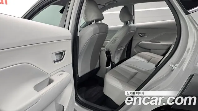 Hyundai Kona — Фото автомобиля 16