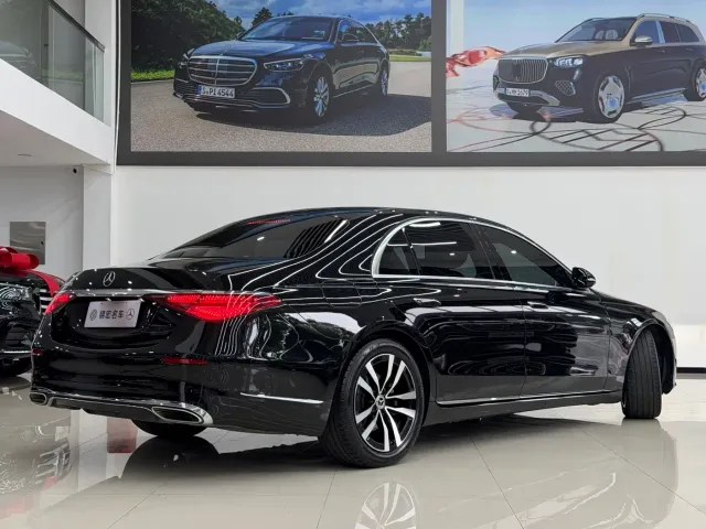 Mercedes-Benz S-Class — Фото автомобиля 4