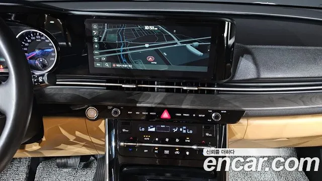 Kia Canival — Фото автомобиля 14