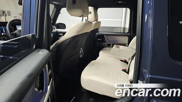 Mercedes-Benz G-Class — Фото автомобиля 14
