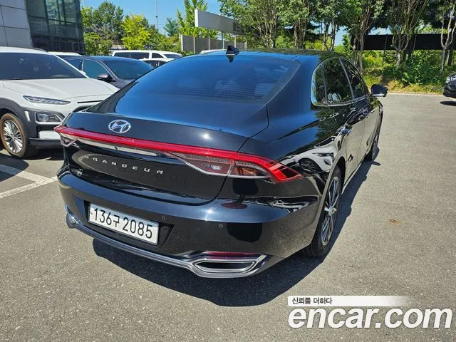 Фотография автомобиля — Hyundai Grandeur
