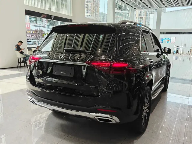 Mercedes-Benz GLE-Class — Фото автомобиля 23