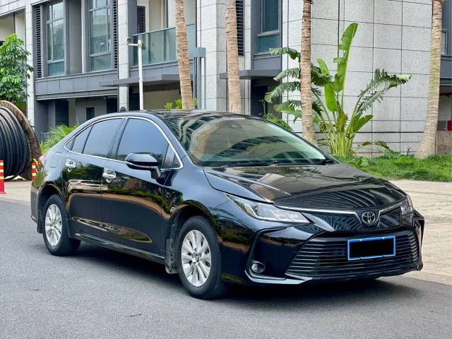 Toyota Corolla — Фото автомобиля 3