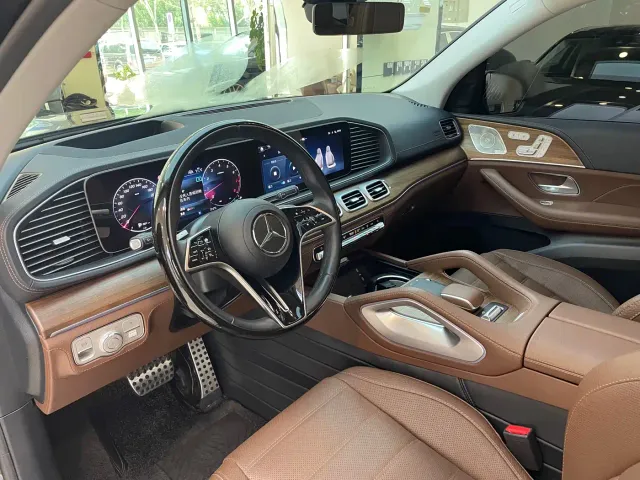 Mercedes-Benz GLS-Class — Фото автомобиля 4
