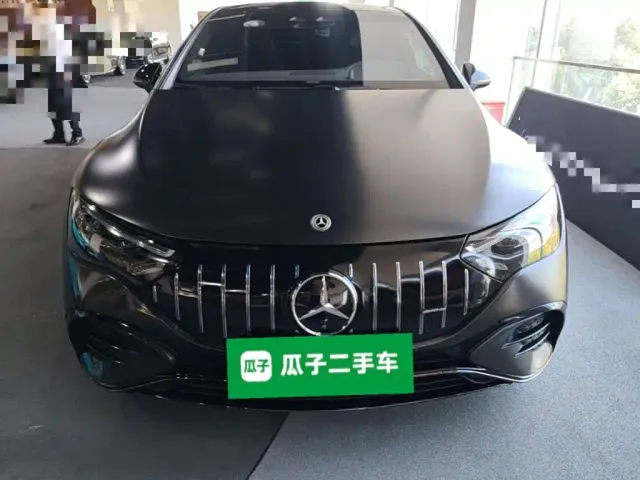 Mercedes-Benz EQE AMG — Фото автомобиля 2