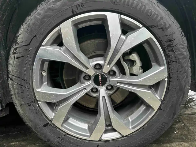 Exeed VX — Фото автомобиля 12